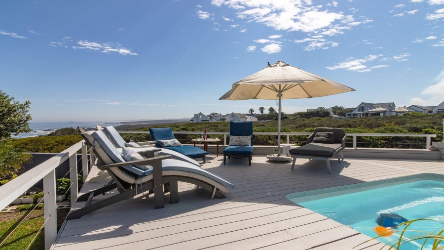 4 Bedroom Property for Sale in Grotto Bay Western Cape